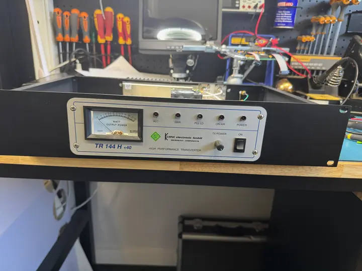 Kuhne TR144H in its rack case
